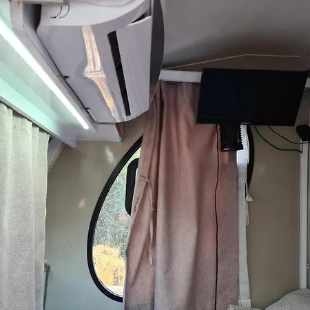Κάμπινγκ Caravan Belediyesi Kamp Alani *